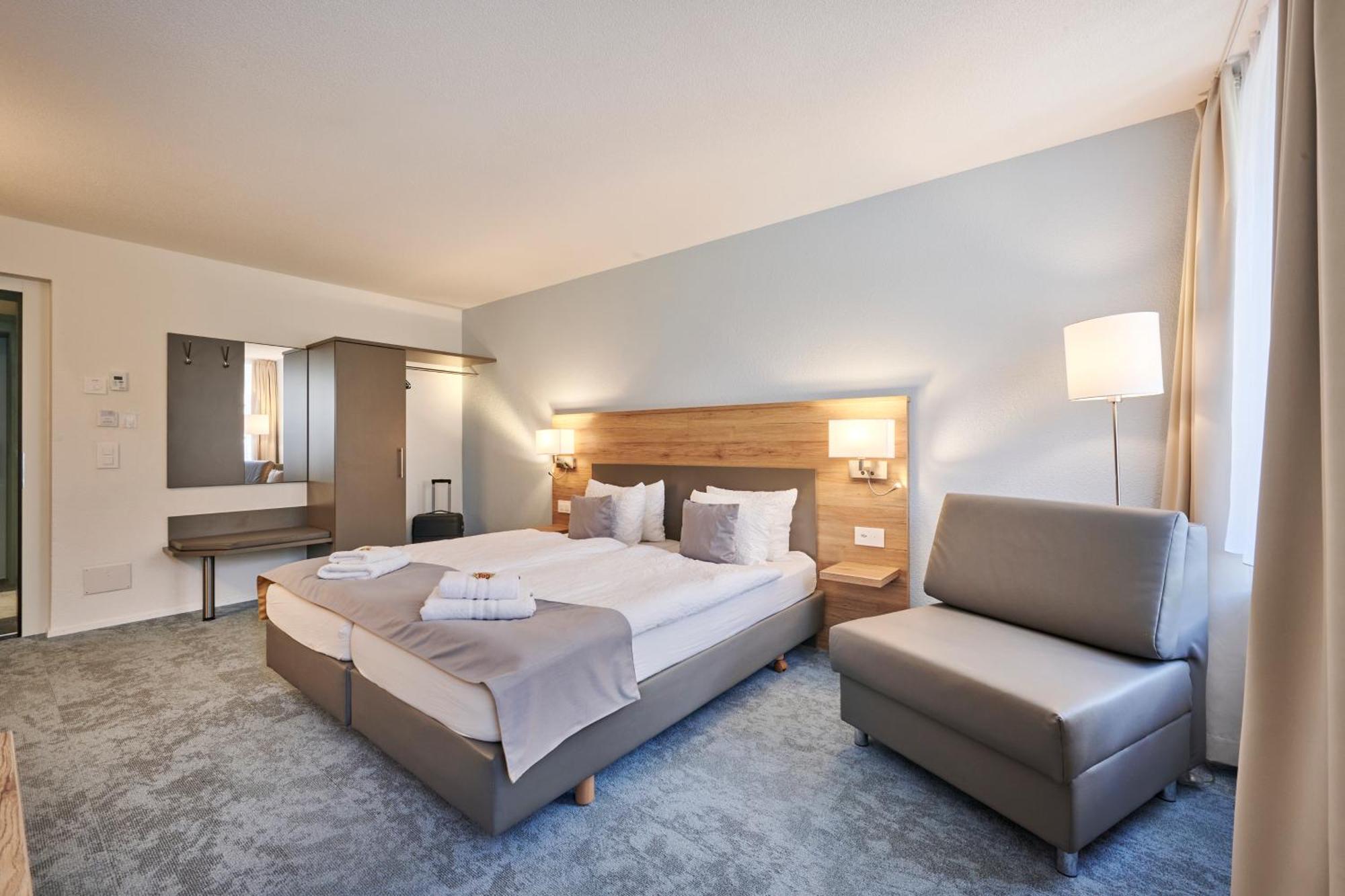 Aparthotel Krone - Self Check-In Unterseen Kültér fotó