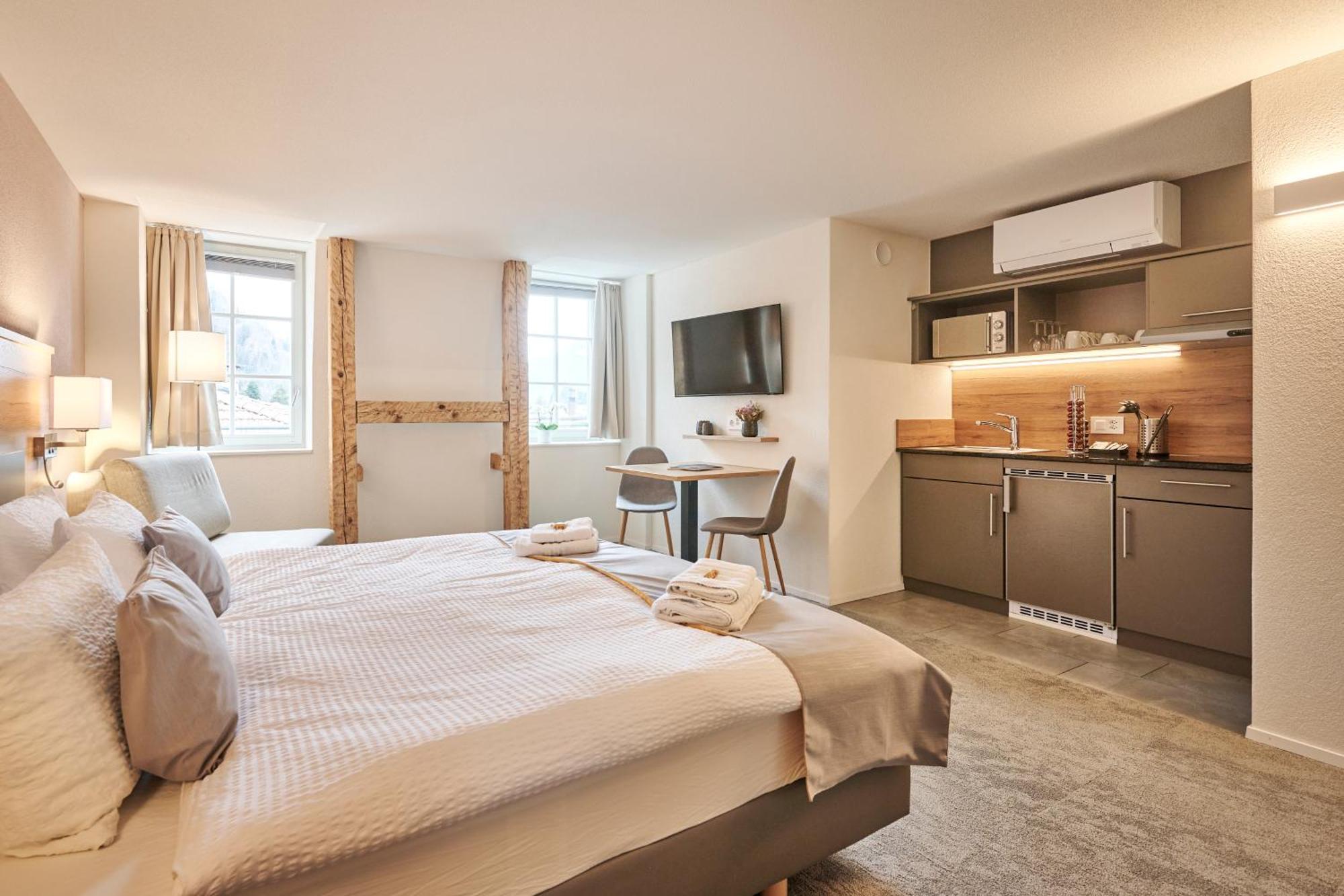 Aparthotel Krone - Self Check-In Unterseen Kültér fotó