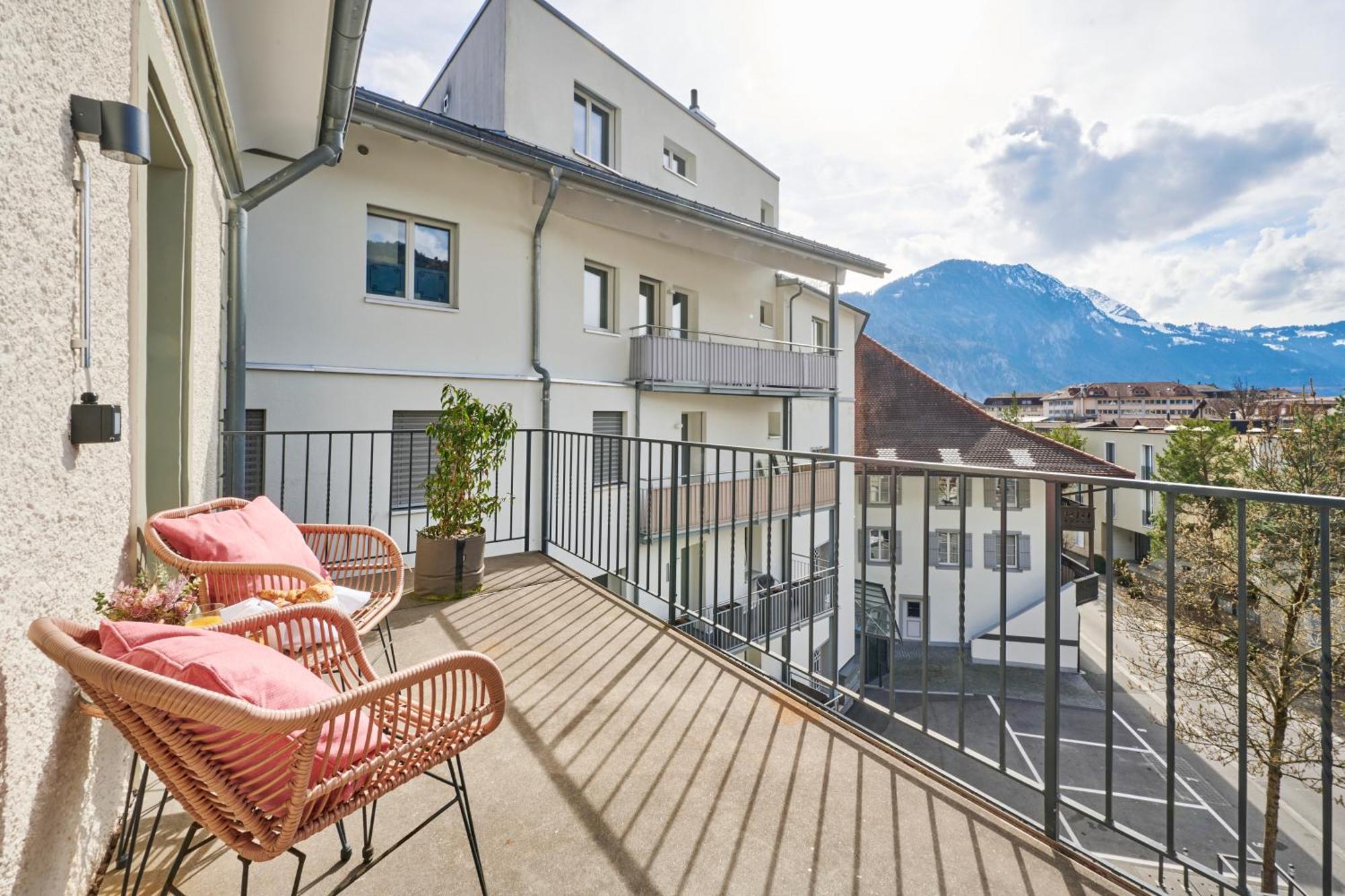 Aparthotel Krone - Self Check-In Unterseen Kültér fotó